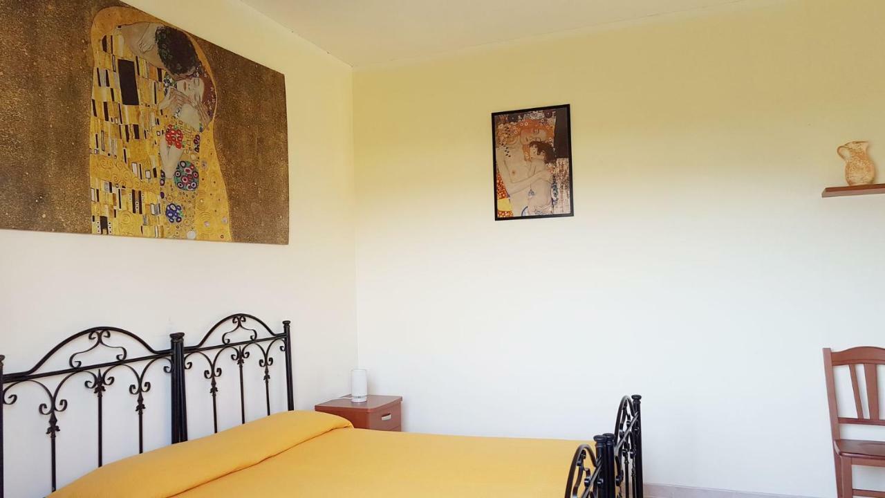 Il Casale Di Zio Marco Villa Torre Chianca Bagian luar foto