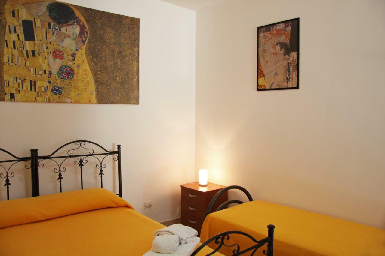 Il Casale Di Zio Marco Villa Torre Chianca Bagian luar foto